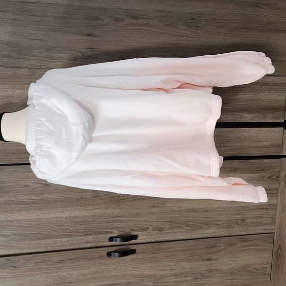 Disney Beauty Is Found Within Sweatshirt Hoodie Ombre Beauty Beast White - Picture 6 of 11